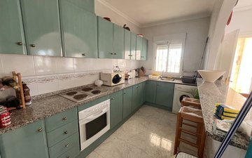 Property slide 10