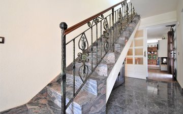 Property slide 25