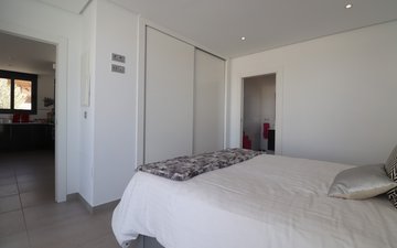 Property slide 21