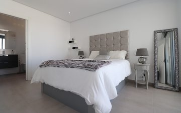 Property slide 20