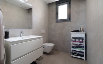 Property slide 24