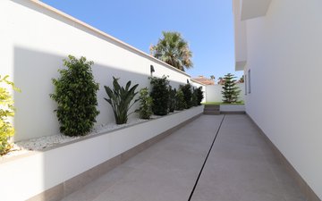 Property slide 40