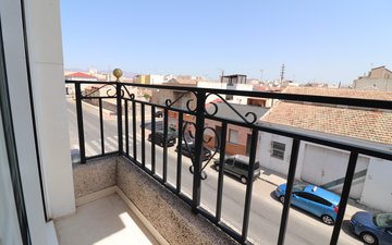 Property slide 22