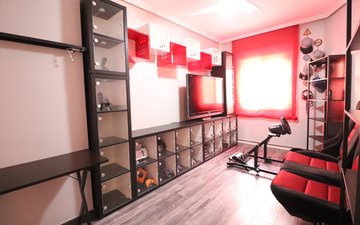 Property slide 21