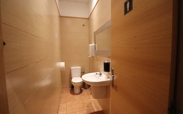 Property slide 21