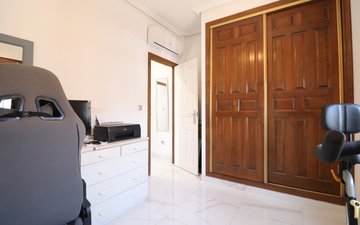Property slide 20