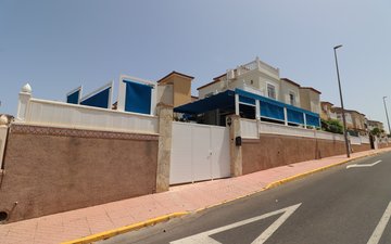 Property slide 42