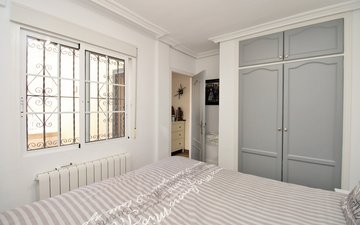 Property slide 22
