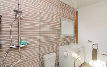Property slide 20