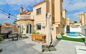 Property slide 30