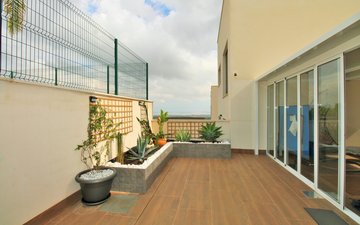 Property slide 24