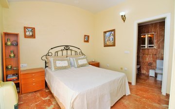 Property slide 18