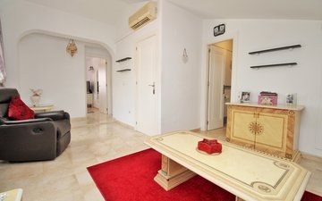 Property slide 18