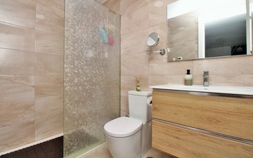Property slide 25