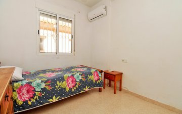 Property slide 14
