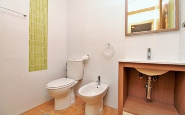 Property slide 14
