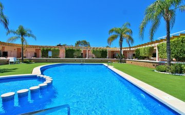Property slide 22