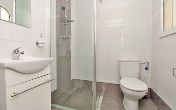 Property slide 22