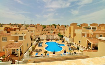 Property slide 20