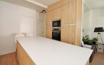 Property slide 10
