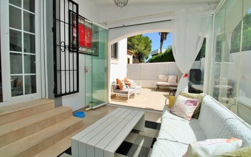 Property slide 16