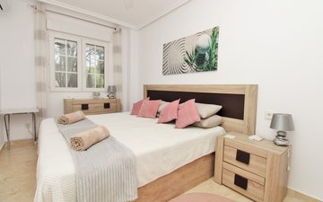 Property slide 20