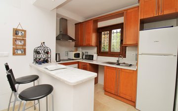 Property slide 10