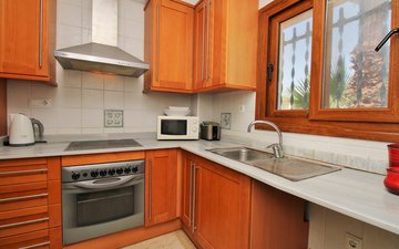 Property slide 10