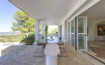Property slide 17