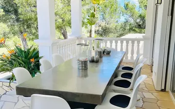 Property slide 10