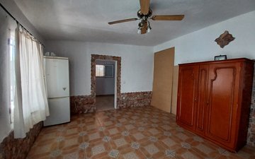 Property slide 38