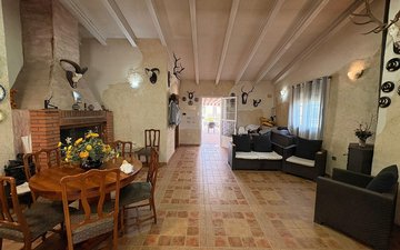 Property slide 21