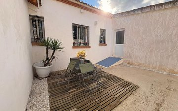 Property slide 20