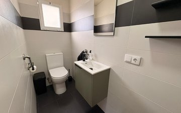 Property slide 25