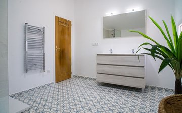 Property slide 39