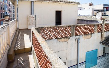 Property slide 11