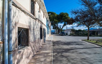 Property slide 21