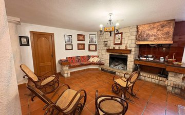 Property slide 48