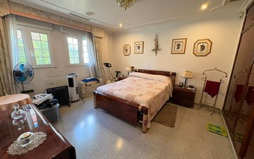 Property slide 25
