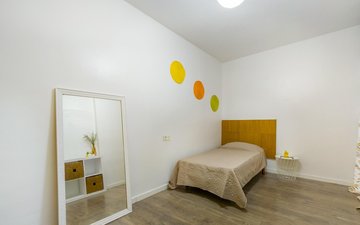 Property slide 18