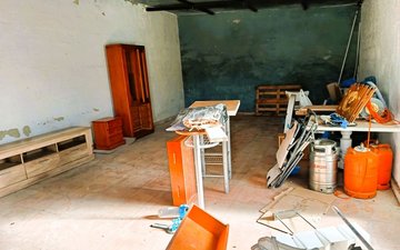 Property slide 21