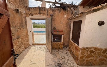 Property slide 33