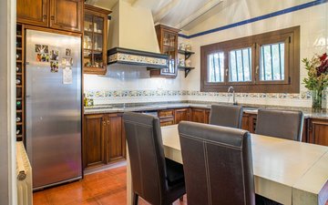 Property slide 38
