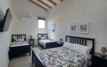 Property slide 20
