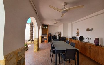 Property slide 14