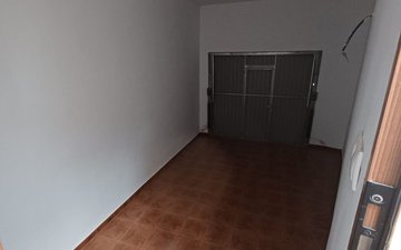 Property slide 32