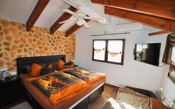 Property slide 21
