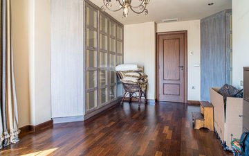 Property slide 40