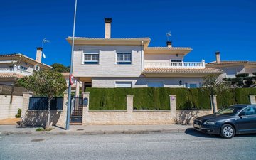 Property slide 19