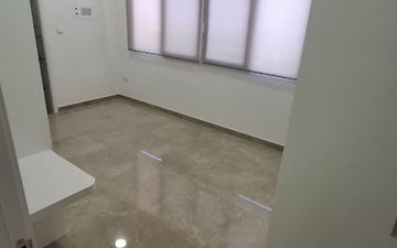 Property slide 20